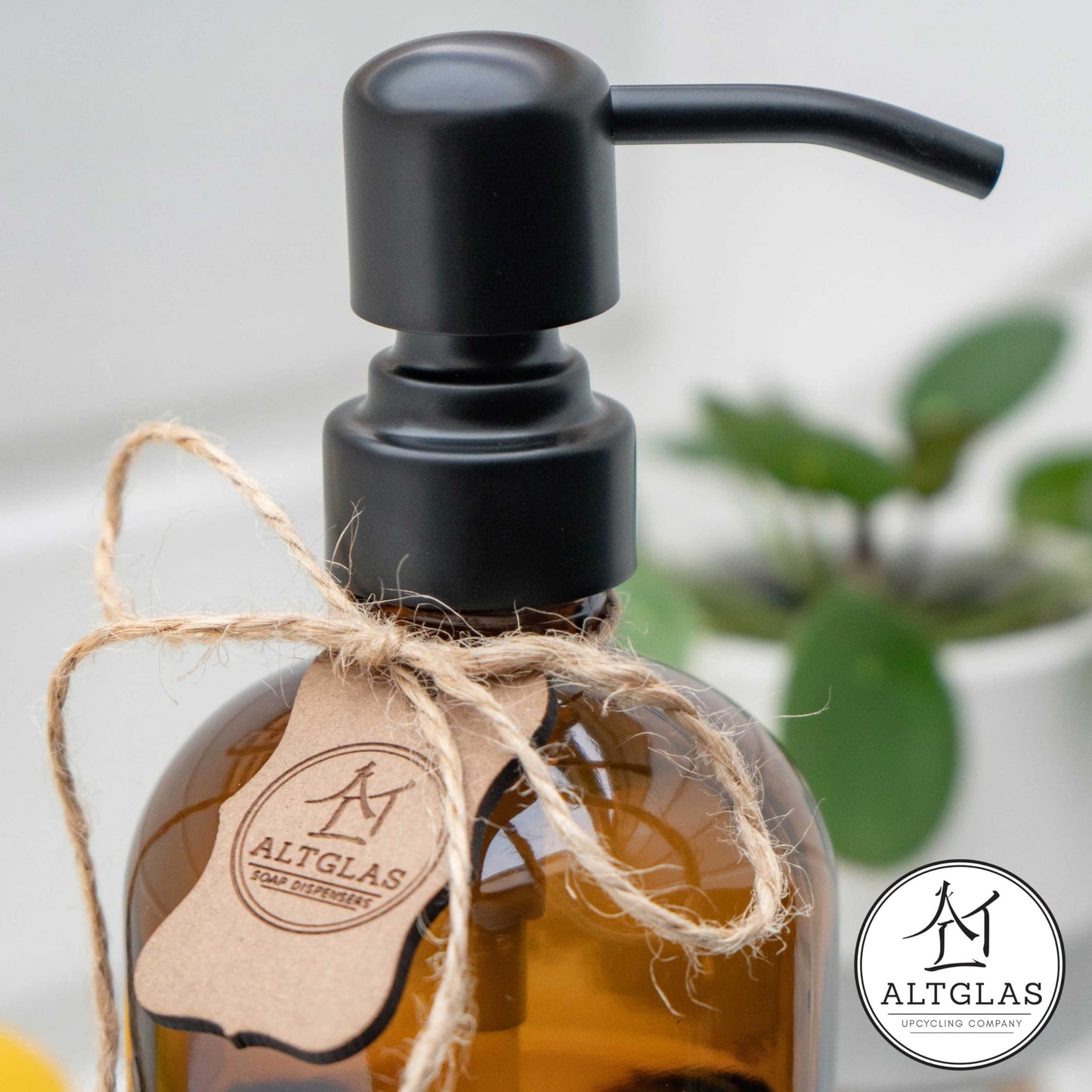 Glass soap dispenser 'Sarajevo'