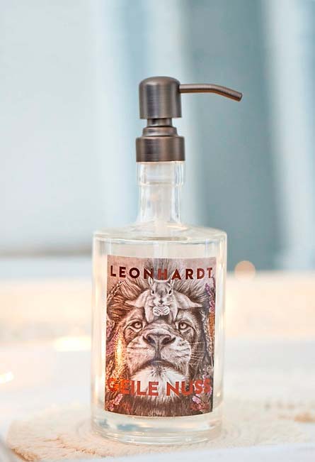 Upcycling Seifenspender Leonhardt aus alter Flasche mit Altglas Pumpkopf